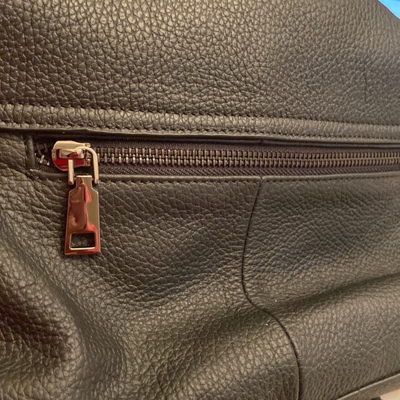 Brand New leather shoulder bag - Picture 9 of 15
